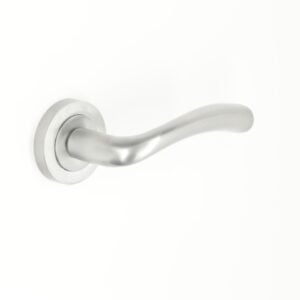 FAT035 Lever on Rose